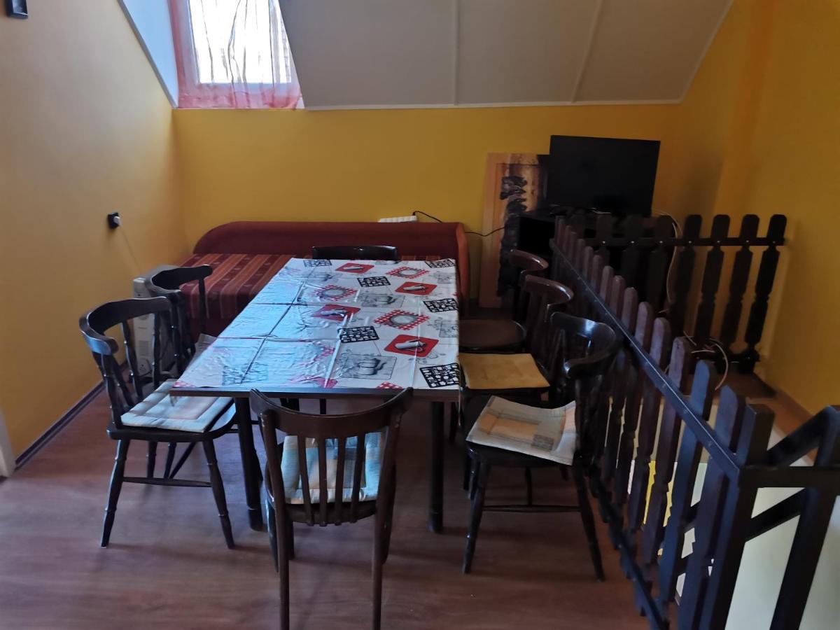 Roland Apartman Apartment Balatonlelle Bagian luar foto