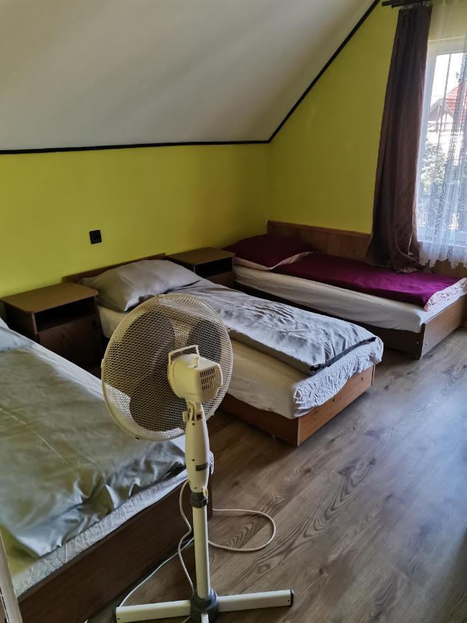 Roland Apartman Apartment Balatonlelle Bagian luar foto