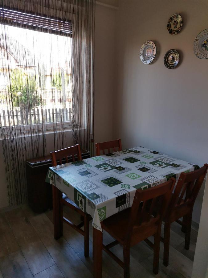 Roland Apartman Apartment Balatonlelle Bagian luar foto